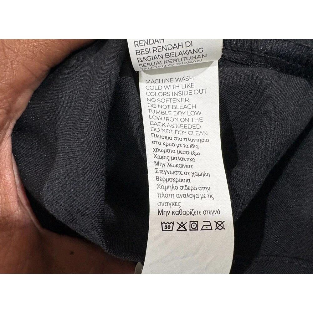 Fabletics Evolve Oversized Scrub Top Black Uniform Nurse 3 Pocket Womens Sz XS - Picture 10 of 10
